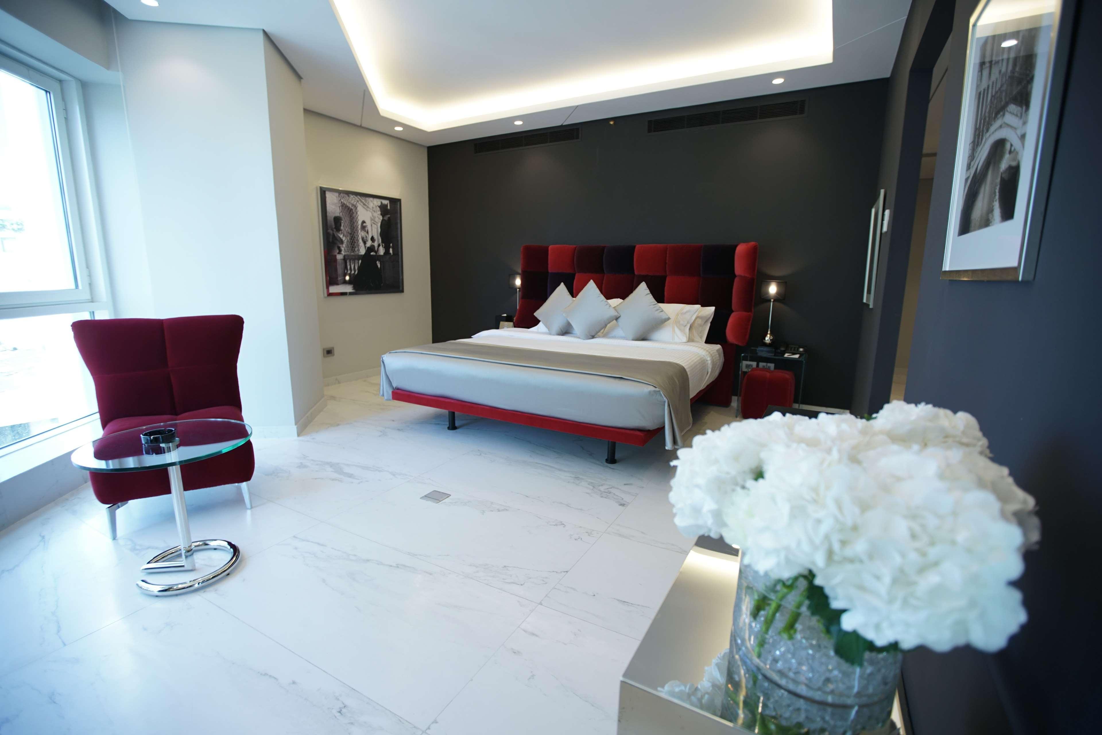 Отель Royal Tulip Achrafieh Бейрут
